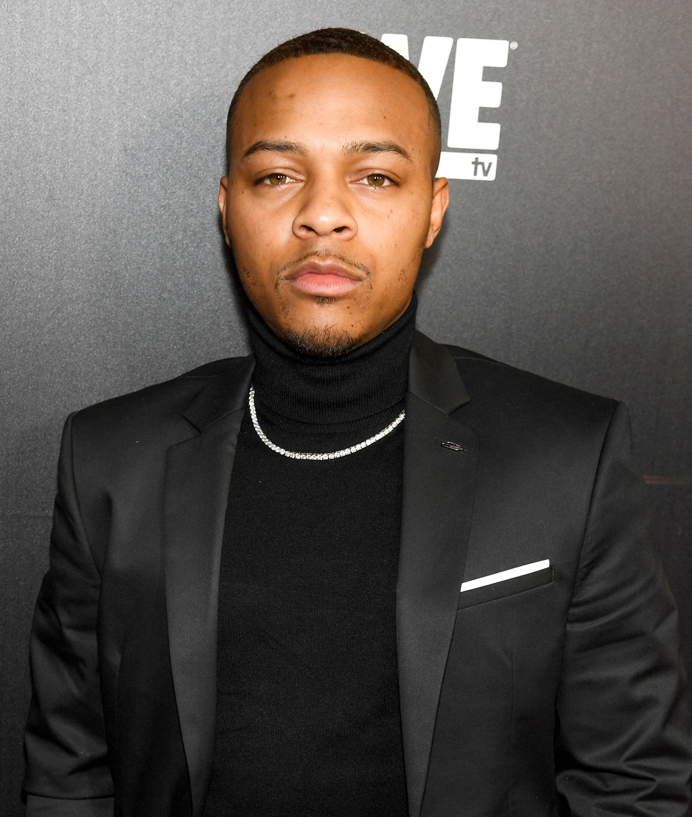 How tall is Bow Wow?